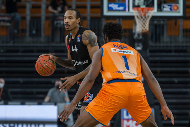 折戟于决赛 折戟于决赛