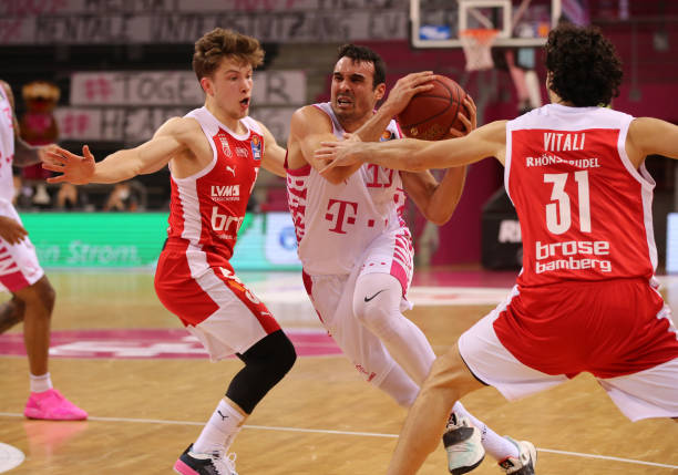 A赛场上 A赛场上